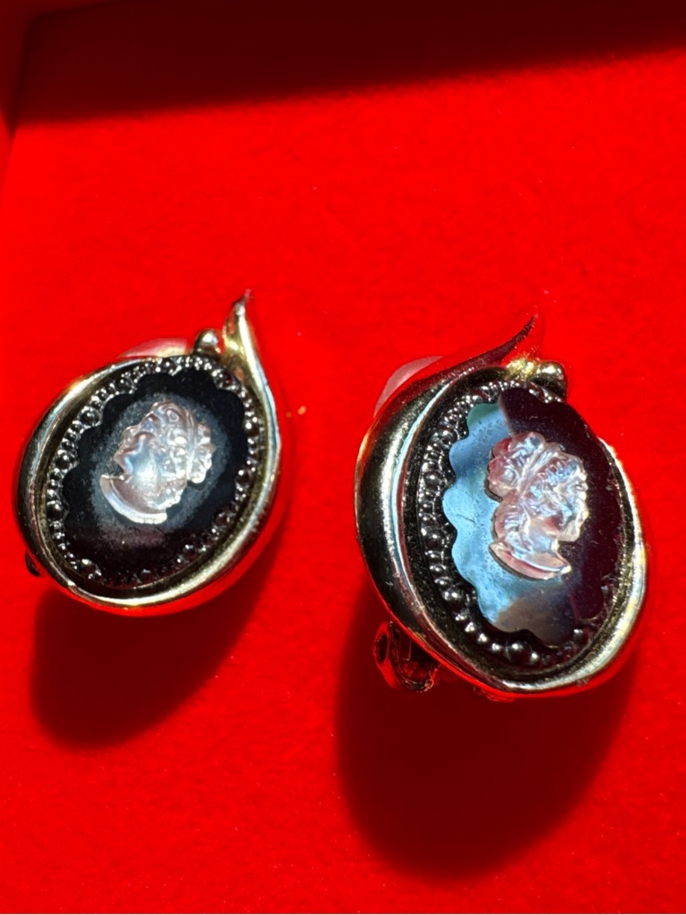 Gold-Tone Black Cameo Clip-On Earrings